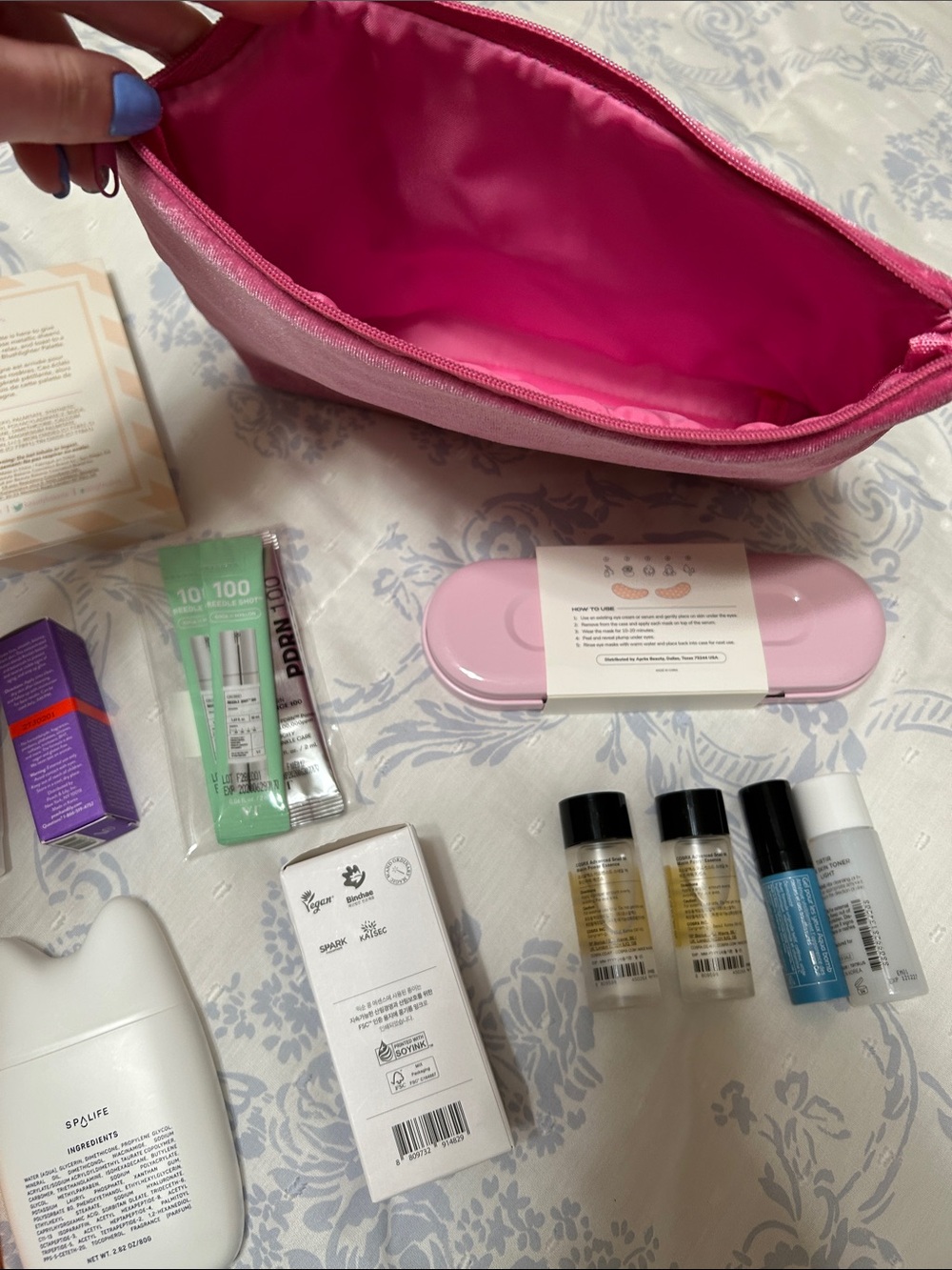Pink Bow Cosmetic Pouch & Skincare Set - Picture 3 of 5